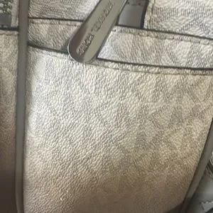 MICHAEL Michael Kors | Bags | Michael Kors Gradient Backpack  display picture 3